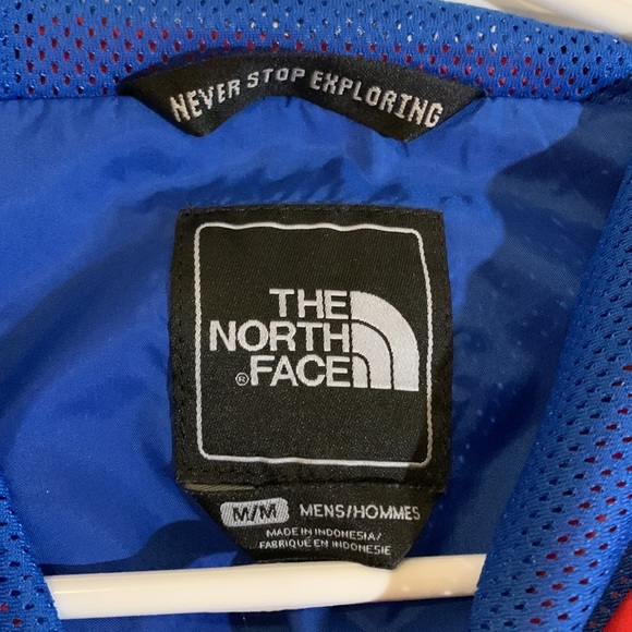 The North Face midweight windbreaker - Picture 2 of 3